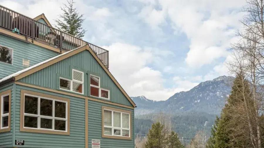 Gondola Village By Whistler Premier Exterior foto