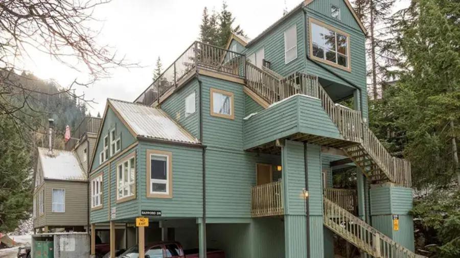 Gondola Village By Whistler Premier Exterior foto